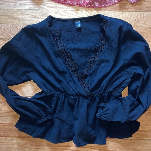 SHEIN Blouses - 2 - Picture 5 of 8